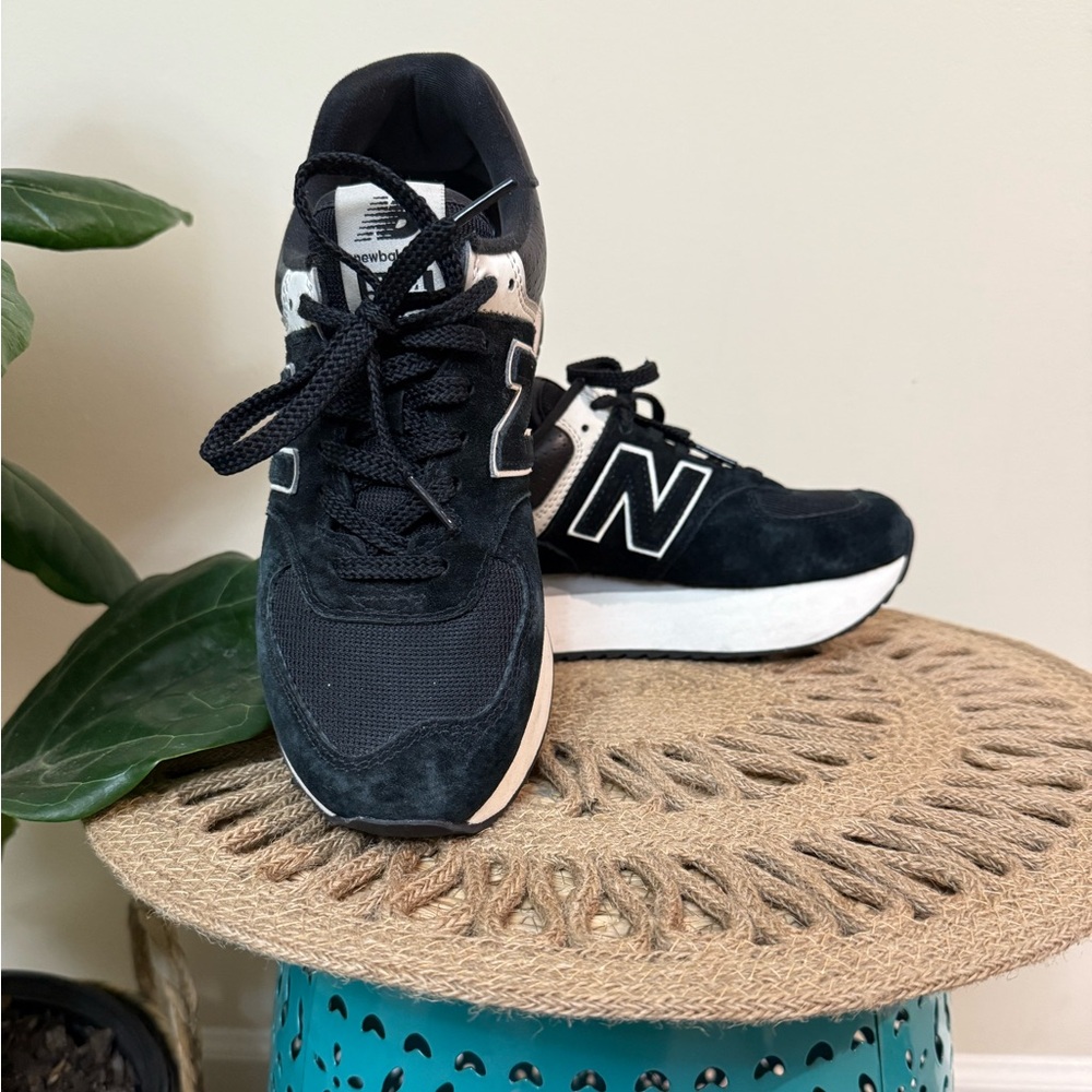 New Balance Black and White Athletic Shoes